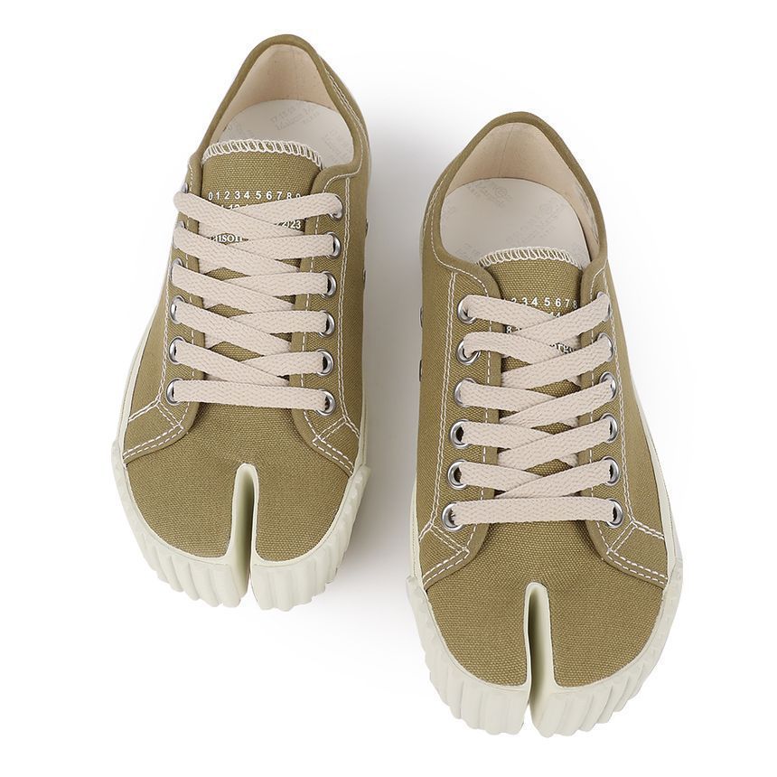 Tabi Women's Sneakers – view 3